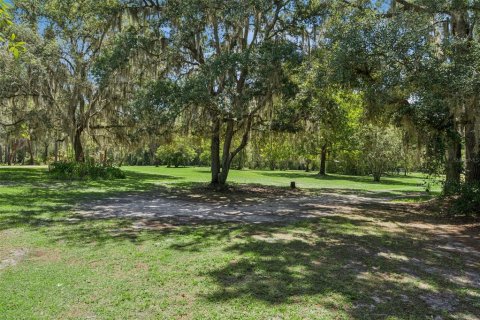 House in Groveland, Florida 4 bedrooms, 149.76 sq.m. № 2167545 - photo 29
