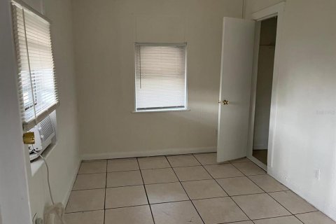 House in Orlando, Florida 1 bedroom, 46.45 sq.m. № 1720873 - photo 12