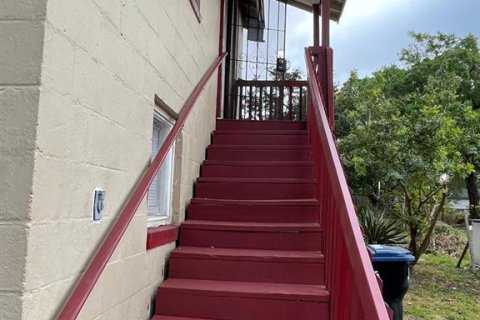 House in Orlando, Florida 1 bedroom, 46.45 sq.m. № 1720873 - photo 2