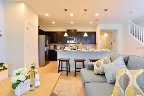 Adosado en alquiler en Kissimmee, Florida, 5 dormitorios, 210.24 m2 № 1827161 - foto 5