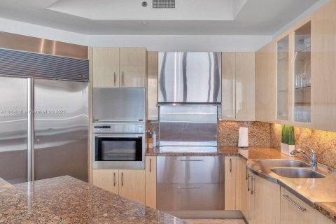 Copropriété à vendre à Miami Beach, Floride: 2 chambres, 148.18 m2 № 1979486 - photo 10