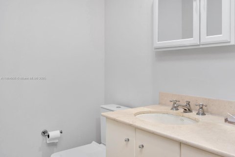 Copropriété à vendre à Miami Beach, Floride: 2 chambres, 148.18 m2 № 1979486 - photo 23