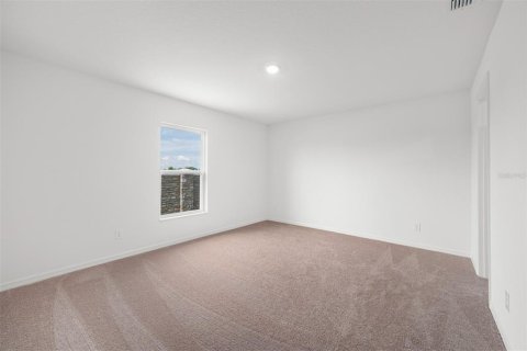 House in Lake Alfred, Florida 3 bedrooms, 130.34 sq.m. № 2124330 - photo 13