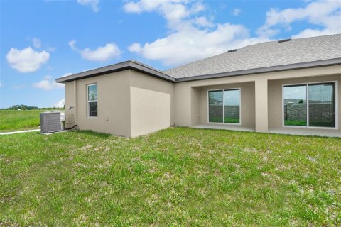 House in Lake Alfred, Florida 3 bedrooms, 130.34 sq.m. № 2124330 - photo 22