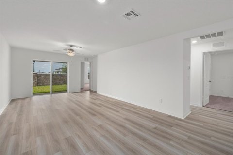 House in Lake Alfred, Florida 3 bedrooms, 130.34 sq.m. № 2124330 - photo 10