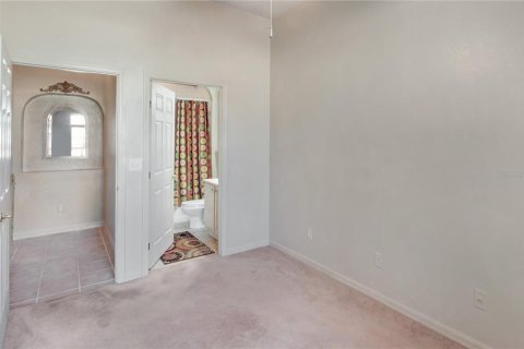 House in Summerfield, Florida 3 bedrooms, 167.22 sq.m. № 2220555 - photo 15