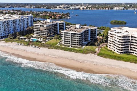 Condo in Palm Beach, Florida, 2 bedrooms  № 2020375