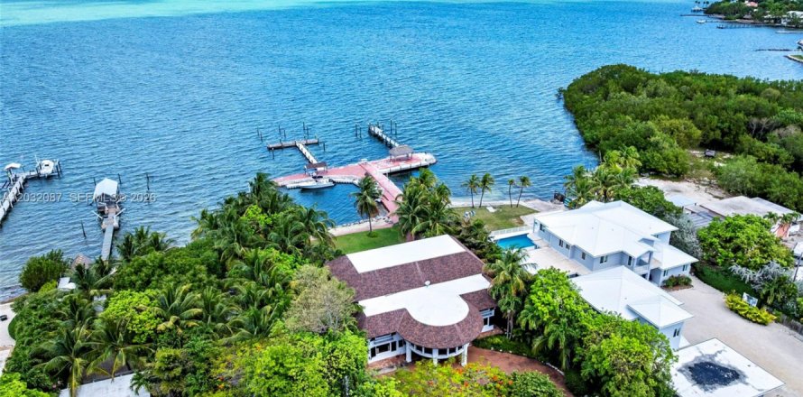 Villa ou maison à Islamorada, Village of Islands, Floride 4 chambres, 259.85 m2 № 2077608