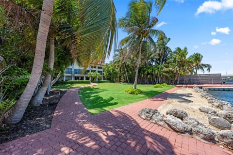 Villa ou maison à vendre à Islamorada, Village of Islands, Floride: 4 chambres, 259.85 m2 № 2077608 - photo 24