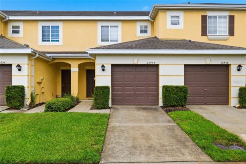 Townhouse in Tampa, Florida 2 bedrooms, 122.82 sq.m. № 2329527