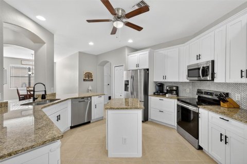 Casa en venta en Fort Myers, Florida, 3 dormitorios, 218.32 m2 № 1919059 - foto 6