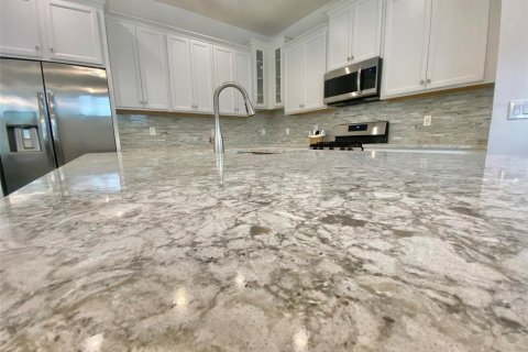 Casa en venta en Apollo Beach, Florida, 3 dormitorios, 167.78 m2 № 2151170 - foto 11