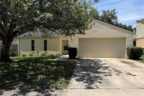 Villa ou maison à Winter Springs, Floride 3 chambres, 146.79 m2 № 2102361