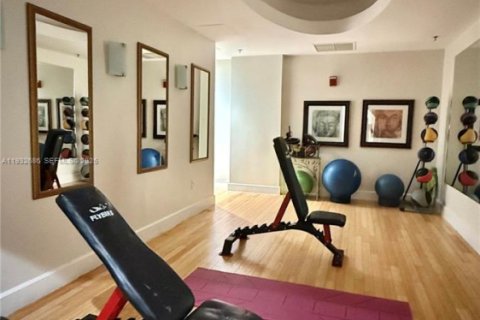 Condominio en venta en Hollywood, Florida, 1 dormitorio, 64.57 m2 № 1991588 - foto 21