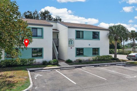 Condo in Saint Petersburg, Florida, 2 bedrooms № 2403700