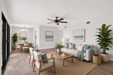 Condo in Saint Petersburg, Florida, 2 bedrooms  № 2403700 - photo 5