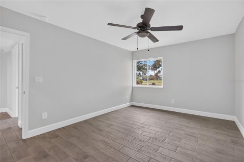 Condo in Saint Petersburg, Florida, 2 bedrooms  № 2403700 - photo 16