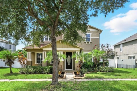 Casa en venta en Orlando, Florida, 4 dormitorios, 262.36 m2 № 1899362 - foto 2