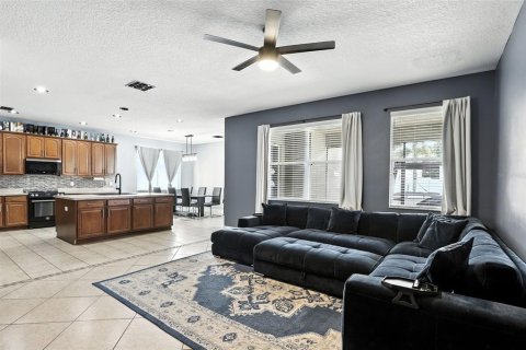 Casa en venta en Orlando, Florida, 4 dormitorios, 262.36 m2 № 1899362 - foto 9