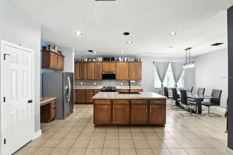 Casa en venta en Orlando, Florida, 4 dormitorios, 262.36 m2 № 1899362 - foto 11