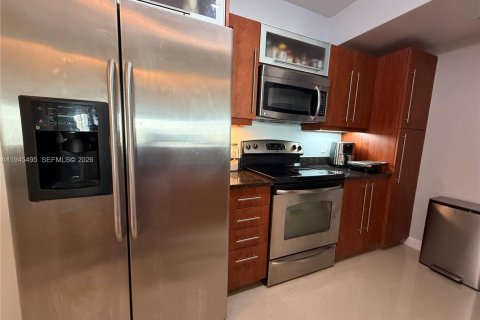 Снять в аренду кондоминиум в Майами, Флорида 1 спальня, 76.92м2, № 2003880 - фото 14