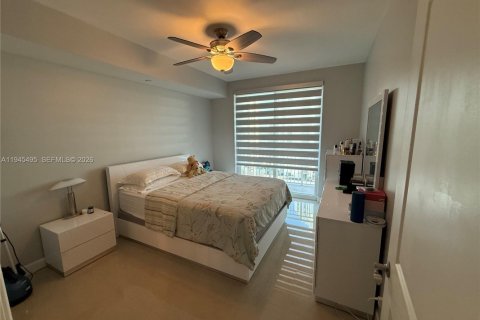 Снять в аренду кондоминиум в Майами, Флорида 1 спальня, 76.92м2, № 2003880 - фото 10