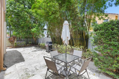 Casa en venta en Delray Beach, Florida, 4 dormitorios, 253.62 m2 № 2260305 - foto 10