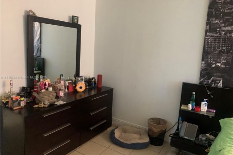 Купить кондоминиум в Хайалиа, Флорида 2 спальни, 135.45м2, № 1958460 - фото 10