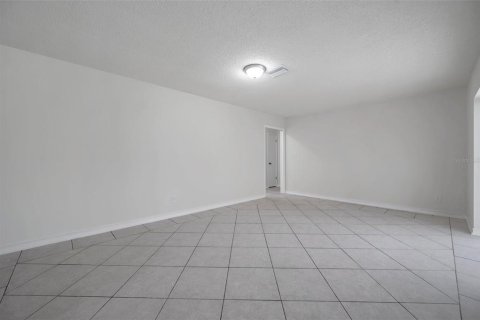House in Apollo Beach, Florida 4 bedrooms, 179.3 sq.m. № 1785151 - photo 22
