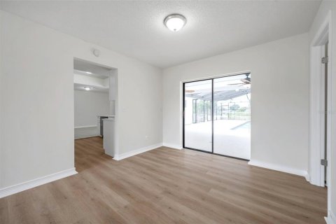 House in Apollo Beach, Florida 4 bedrooms, 179.3 sq.m. № 1785151 - photo 20