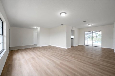 House in Apollo Beach, Florida 4 bedrooms, 179.3 sq.m. № 1785151 - photo 18