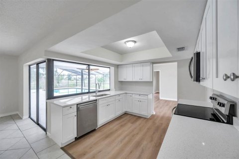 House in Apollo Beach, Florida 4 bedrooms, 179.3 sq.m. № 1785151 - photo 26