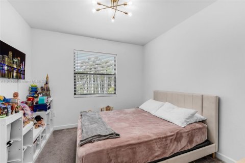 Casa en venta en Homestead, Florida, 3 dormitorios, 164.62 m2 № 1973616 - foto 14