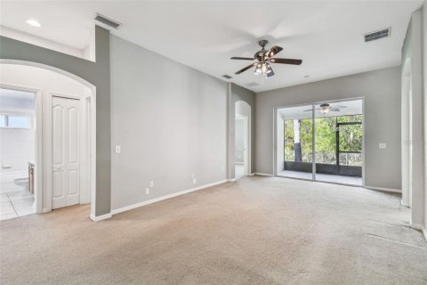 House in Land O' Lakes, Florida 4 bedrooms, 193.33 sq.m. № 1882943 - photo 20
