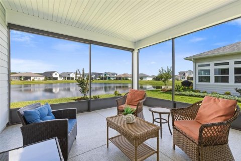 House in Palm Coast, Florida 3 bedrooms, 205.87 sq.m. № 1784572 - photo 18