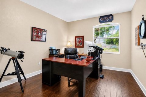 House in Bartow, Florida 4 bedrooms, 284.37 sq.m. № 2223743 - photo 8