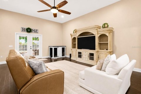 House in Bartow, Florida 4 bedrooms, 284.37 sq.m. № 2223743 - photo 20