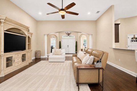 House in Bartow, Florida 4 bedrooms, 284.37 sq.m. № 2223743 - photo 17