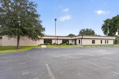 Commercial property in Gainesville, Florida 6154.5 sq.m. № 2403650 - photo 10