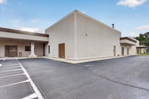 Commercial property in Gainesville, Florida 6154.5 sq.m. № 2403650 - photo 5