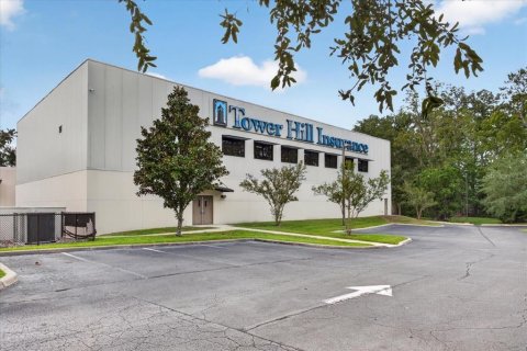 Commercial property in Gainesville, Florida 6154.5 sq.m. № 2403650 - photo 8