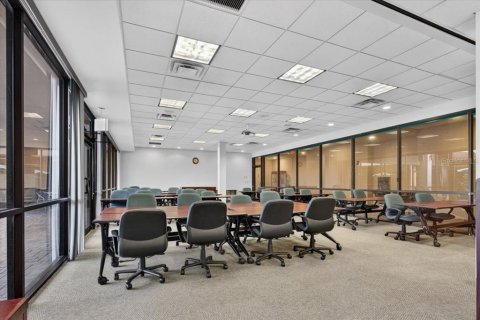 Commercial property in Gainesville, Florida 6154.5 sq.m. № 2403650 - photo 29