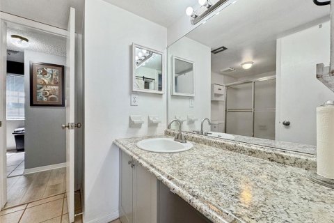 Condominio en venta en Saint Petersburg, Florida, 1 dormitorio, 63.17 m2 № 1915203 - foto 23