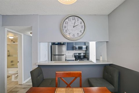 Condominio en venta en Saint Petersburg, Florida, 1 dormitorio, 63.17 m2 № 1915203 - foto 10