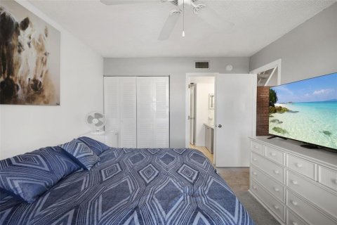 Condominio en venta en Saint Petersburg, Florida, 1 dormitorio, 63.17 m2 № 1915203 - foto 20