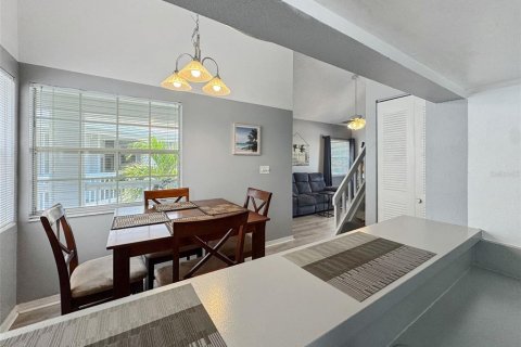 Condominio en venta en Saint Petersburg, Florida, 1 dormitorio, 63.17 m2 № 1915203 - foto 11