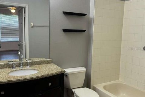 Condo in Orlando, Florida, 3 bedrooms № 2123000 - photo 7