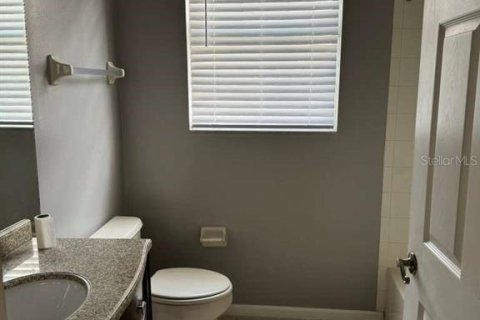 Condo in Orlando, Florida, 3 bedrooms № 2123000 - photo 5