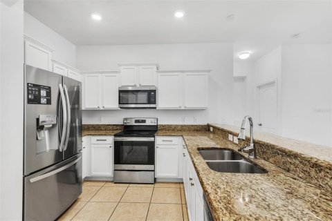 Adosado en venta en Orlando, Florida, 4 dormitorios, 209.03 m2 № 2238062 - foto 9
