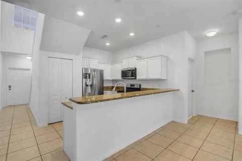 Adosado en venta en Orlando, Florida, 4 dormitorios, 209.03 m2 № 2238062 - foto 7